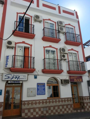  Hostal San Miguel  Нерха